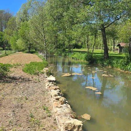 De Charme, Ancien Moulin Renove Σπίτι διακοπών Rolampont